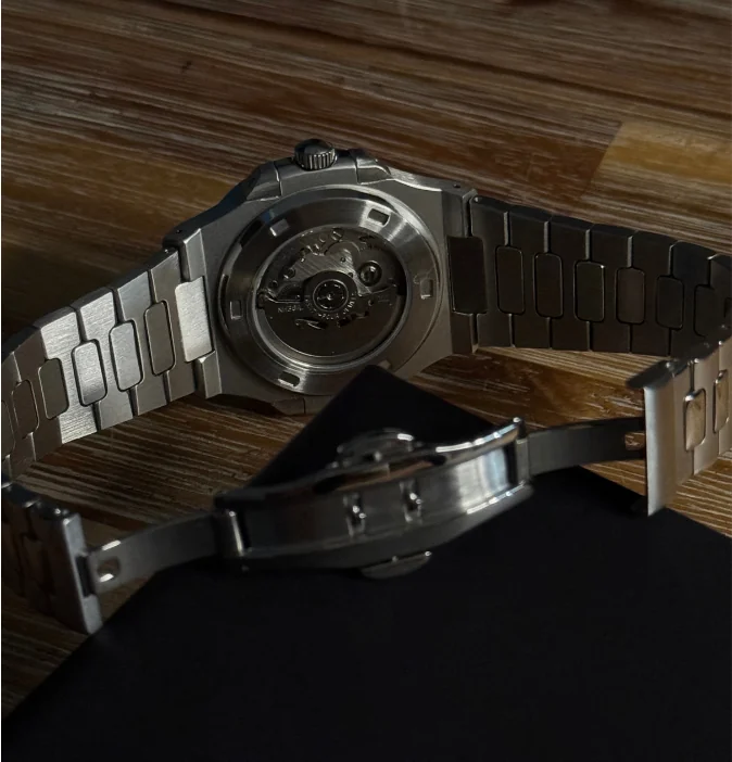 Seiko Mod Nautilus Bleu Cœur Ouvert